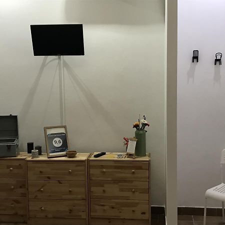 L'Albero Dei Limoni B&B Таранто Екстер'єр фото